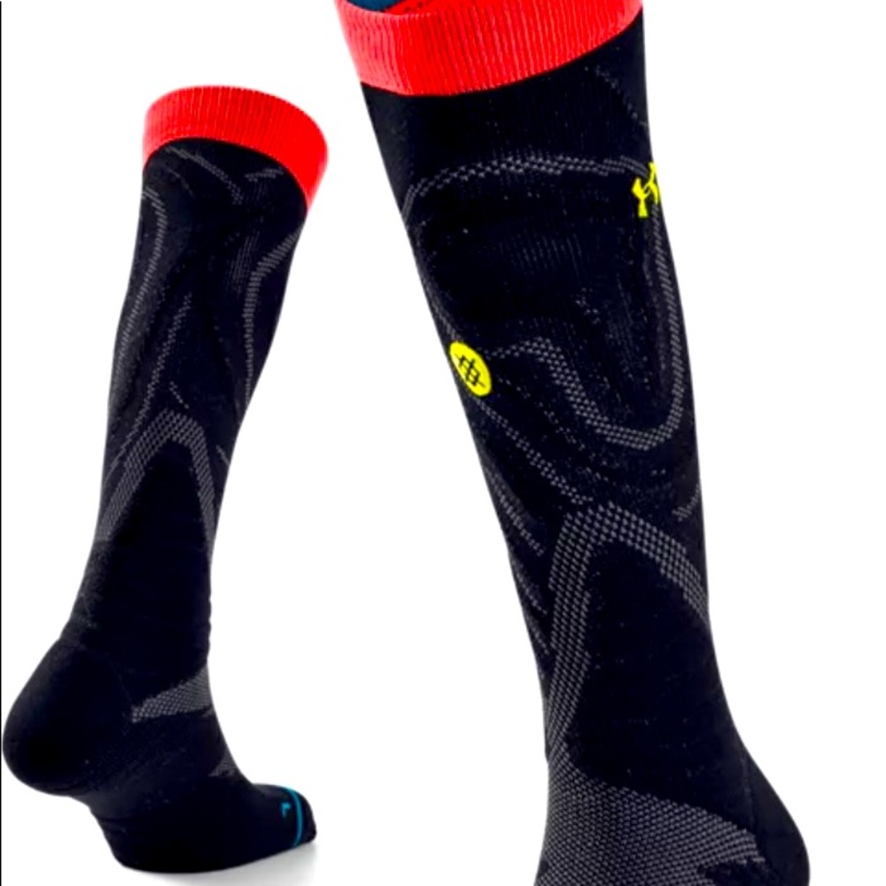 UA Stance Training Crew Height Socks Meduim